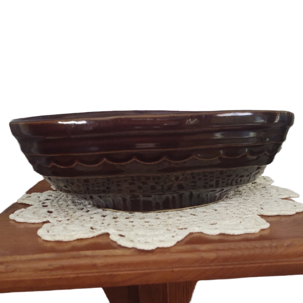 Vintage MAR-CREST Ovenproof Stoneware Pottery Bowl, Daisy Dot Pattern